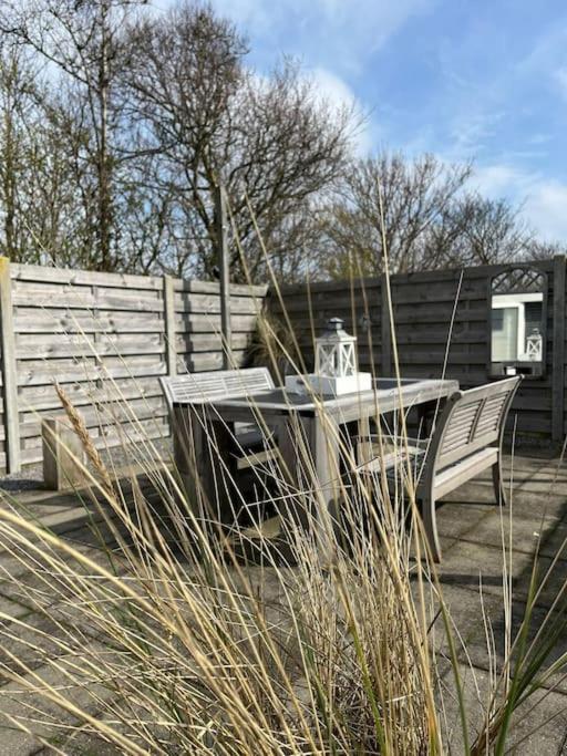 Chalet + Tiny House Nabij Strand Petten Bagian luar foto